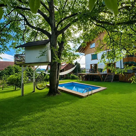 Lägenhet Oeko Garten Und Pool Bodolz